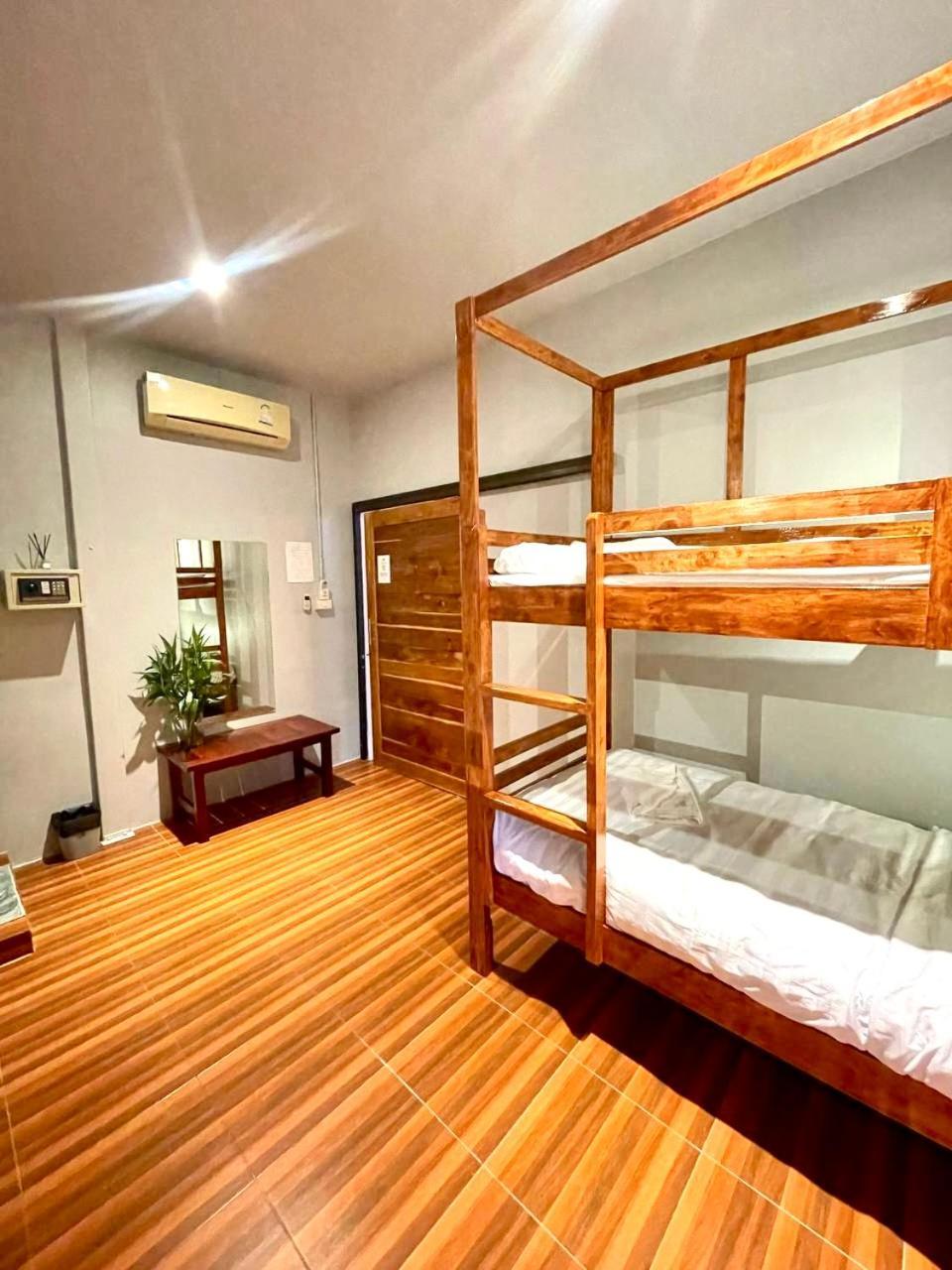 Propaganda Hostel Ko Pha Ngan Dış mekan fotoğraf
